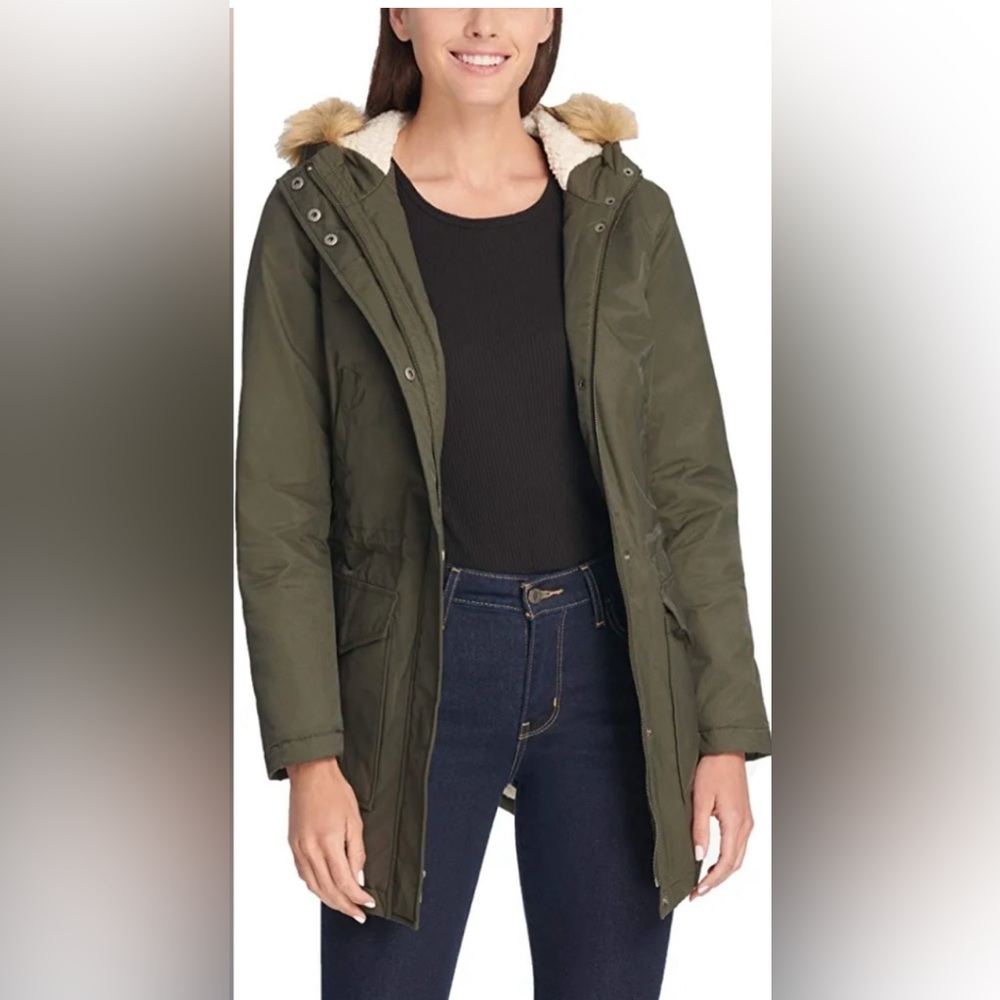 Levi’s jacket - Picture 2 of 4
